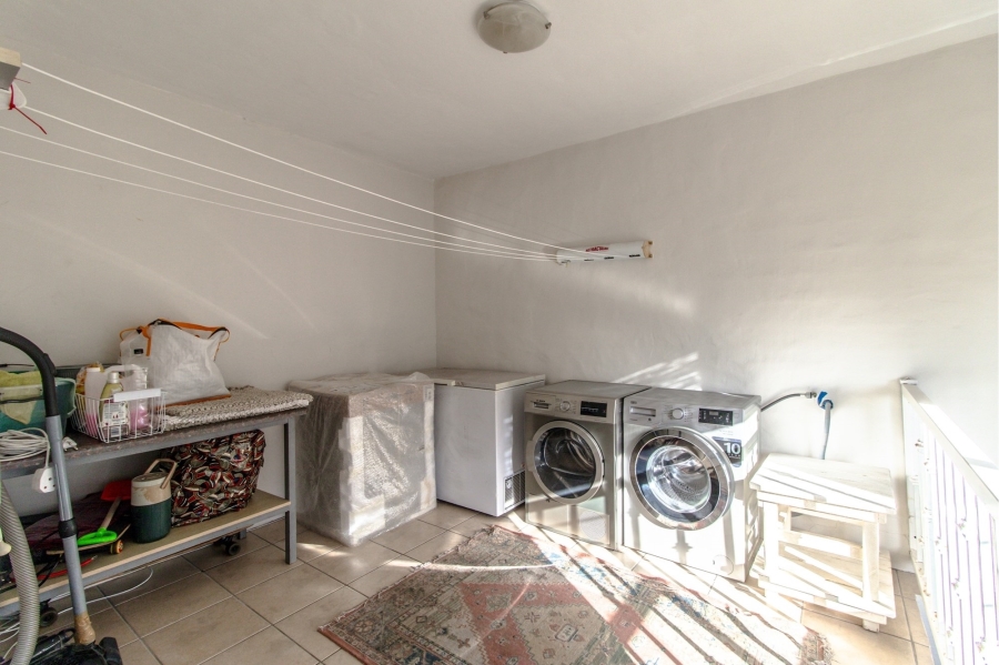 5 Bedroom Property for Sale in Calypso Beach Western Cape